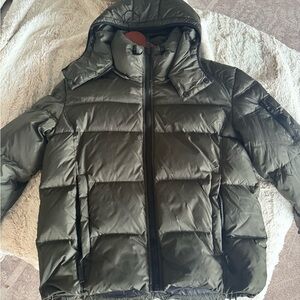 Men's Green Puffer Jacket